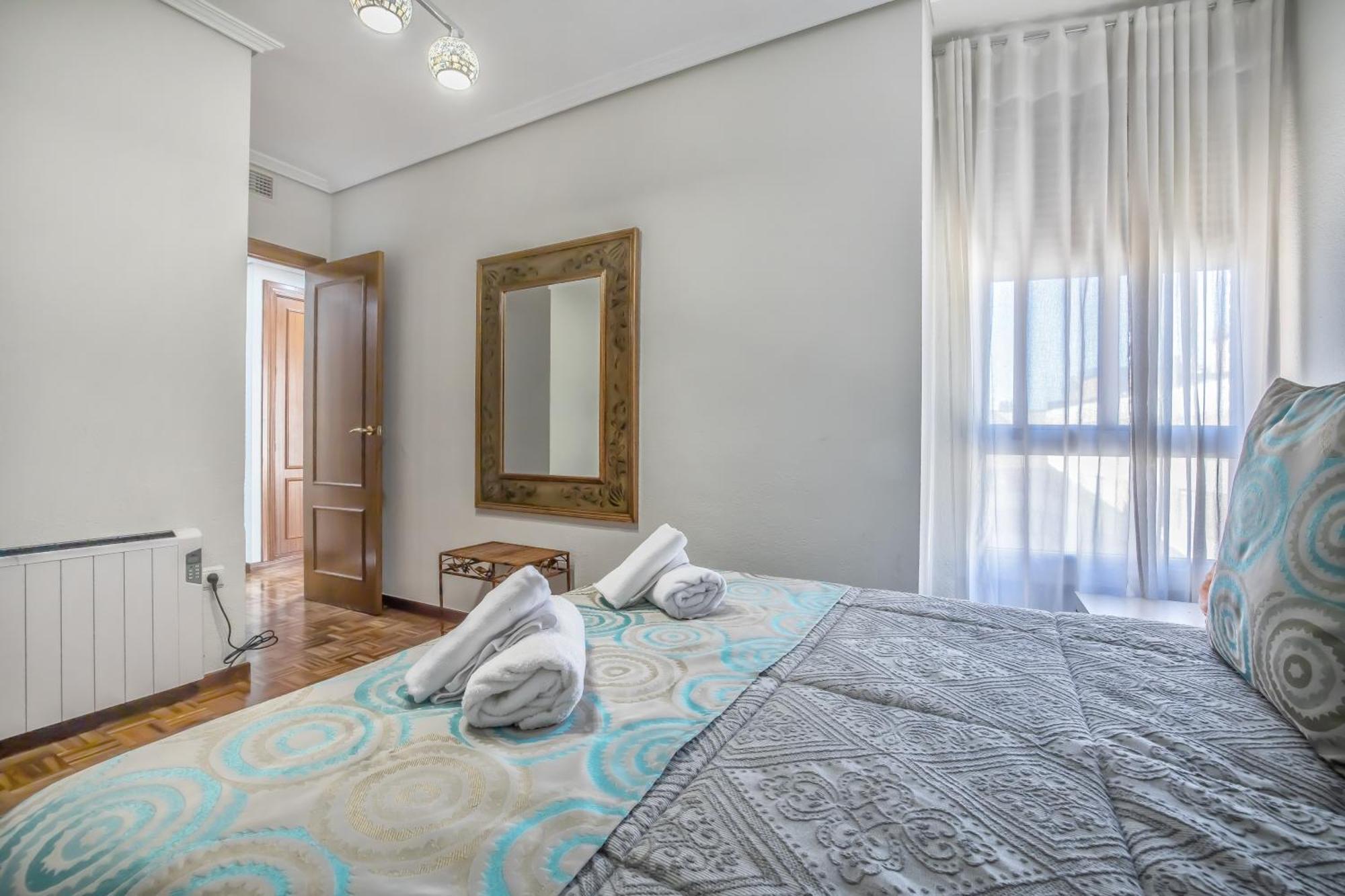 Apartamento Esmeralda & Centro & Parking กอร์โดบา ภายนอก รูปภาพ